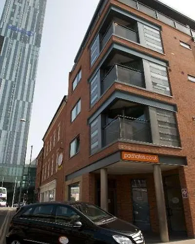 Dreamhouse Centre * 맨체스터