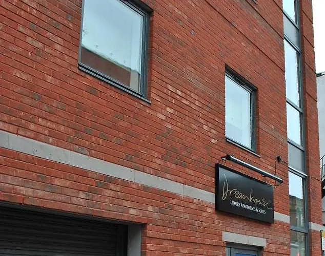 Dreamhouse Manchester West 샐퍼드