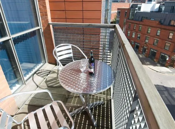 Daire Deansgate For 14 Nights Manchester