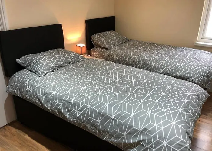 133b Park Road Stretford *