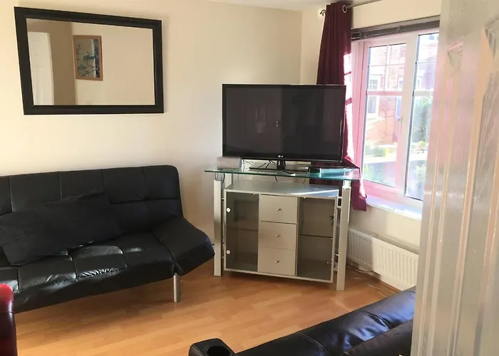 My-places Abbotsfield Court Townhouse 4 Vendégház Manchester