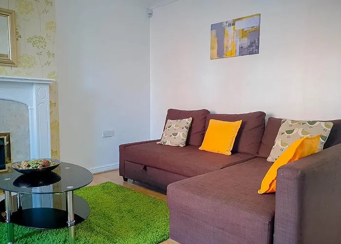 Airport Lounge - 3 Bed - 6 Persons Apartament