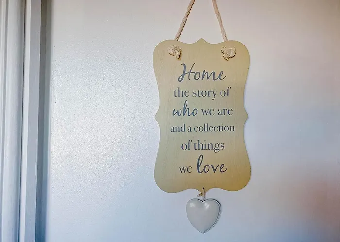 Apartament Airport Lounge - 3 Bed - 6 Persons