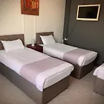 - Free Parking بيت ضيافة *