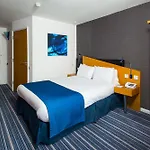Express East By Ihg 3*