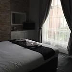 Queens ゲストハウス マンチェスター