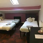 Queens Guest house 3*