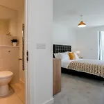 Hilltop Serviced Apartments- Northern Quarter شقة مانشستر