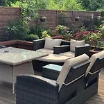 Guest house Hendham House - Near Etihad Stadium, Coop Live Arena, Ao Arena, Piccadilly Train Station & Centre Manchester