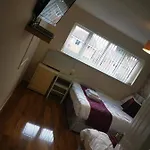 Brigstock Holidays House Lejlighed Manchester