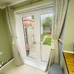 Brigstock Holidays House *