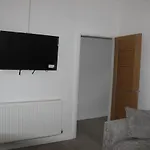 Beautiful, Spacious, Old Trafford Prázdninový dům Manchester