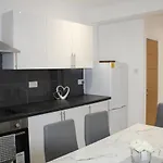 Prázdninový dům Beautiful, Spacious, Old Trafford Manchester