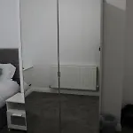 Beautiful, Spacious, Old Trafford Prázdninový dům *