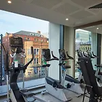 Hotel Clayton Centre 4*