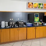 Hotel Express East By Ihg