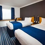Hotel Express East By Ihg 3*