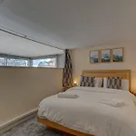 1 Bed Nq Penthouse Panoramic Views *