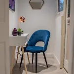 Bv Comfy Spacious 3 Bedroom House At Tatton Street