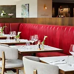 Hyatt Regency 4*