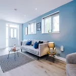 アパート The Ecclesian - Upscale Near Trafford Centre & Eccles Train Station *