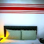 Rostron House Guest house *
