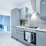 The Ecclesian - Upscale Near Trafford Centre & Eccles Train Station アパート マンチェスター