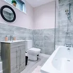 The Ecclesian - Upscale Near Trafford Centre & Eccles Train Station * マンチェスター