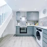 The Ecclesian - Upscale Near Trafford Centre & Eccles Train Station マンチェスター