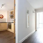 2 Bed Flat Near Deansgate Manchester