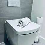 Modern One Bedroom Near Old Trafford Stadium Apartmán Manchester