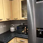 Entire House With Parking شقة *