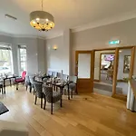 The Westlynne & Hotell 3*