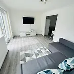 Ubytování v soukromí Allenby Walk Private In A 4 Bed Shared House