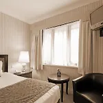 Britannia & Hotel