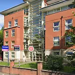 Brimmond Homes - Nr To Univ, Hospitals, O2 Apollo, Plab & 7 Mins To Centre - Stylish, Modern & Secure 2 Bed, 2 Bath With Allocated Free Parking Manchester