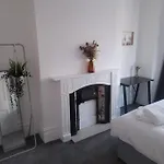 Chic 5 Double Bedroom House - 15 Min To Manchester