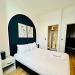 Appartamento Bright And Spacious 2 Bed Apt - Sleeps Up To 6 *