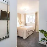 Beautifully Designed 3 Bed House - In Prázdninový dům
