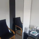 Free Car Park And Walk To Coop, Etihad , Piccadilly,free Snacks Manchester