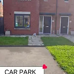 Free Car Park And Walk To Coop, Etihad , Piccadilly,free Snacks Pansiyon Manchester