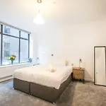 Prázdninový dům Superhost: Luxury Deansgate Townhouse