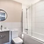 Modern & Stylish 2 Bed In * Manchester