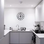 Luxury Mcr 2bed,2bath Apartment- Location! * مانشستر