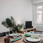 2 Bed Nq Loft Conversion Centre