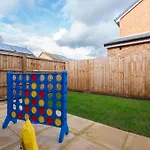 Dazzling & Modern 4bd - Coop Live - Etihad - Parking