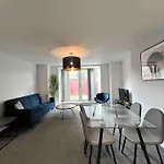 شقة Free Parking - Lovely 2-br Flat Near Salford Royal *