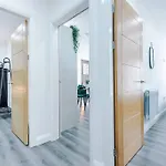 Lejlighed Heart Of Didsbury Luxury 2 Bed By Hass Haus *