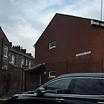 Salford 2-bed - Near Uni & Mcr Centre *