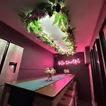Apartment Manchester's Only Themed Slumber Party For 8 With Makeup Manchester